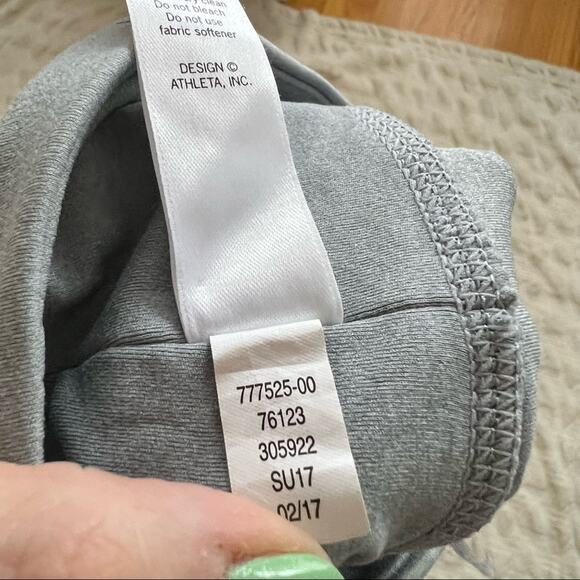 Athleta Nomad Salutation Printed Mesh Capri Leggings - Picture 10 of 11